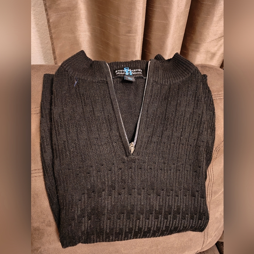 Steve Harvey sweater XL